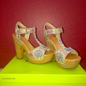 GIANNI BINI EN CHANT MULTI COLORED HEELS